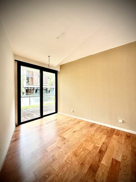 Shorefront Residences - 4