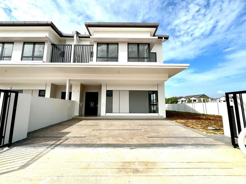 Sejati Lakeside 2 - 4