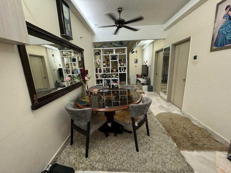 Kristal Court Robson Heights - 3