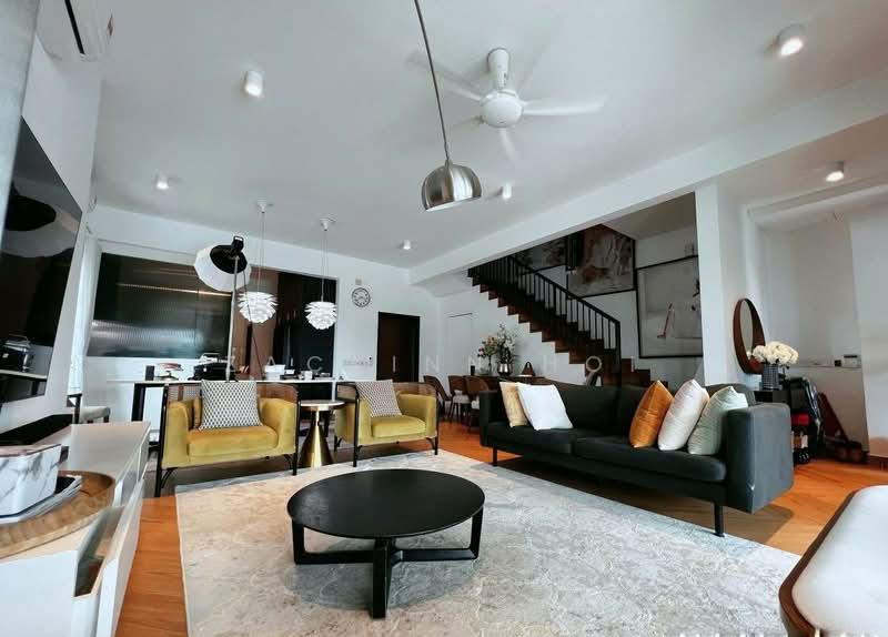 Fully Renovated & Furnished 2 Sty Endlot Athira Bandar Bukit Raja Klang - 1