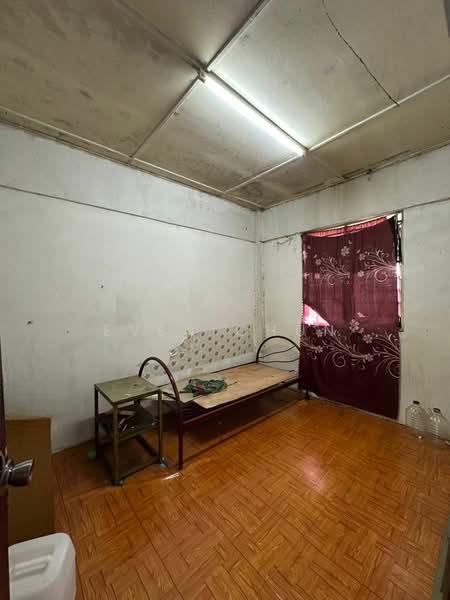 Rumah Pangsa Orkid - 5