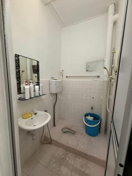 Taman Universiti - 5