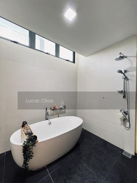 16 Quartz @ Melawati - 4