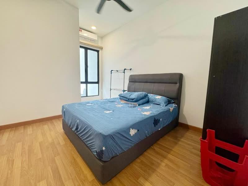 Bandar Bukit Raja : Adira - 4