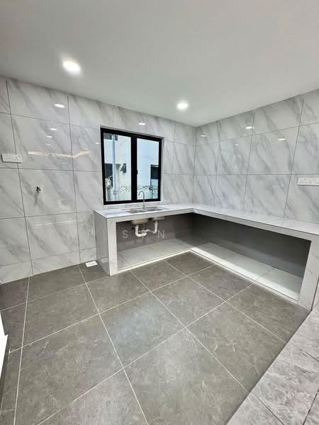 Bandar Baru Permas Jaya - 3