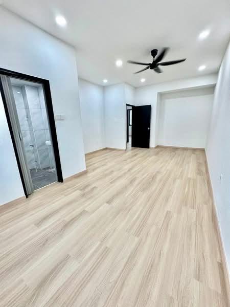 Bandar Baru Permas Jaya - 5