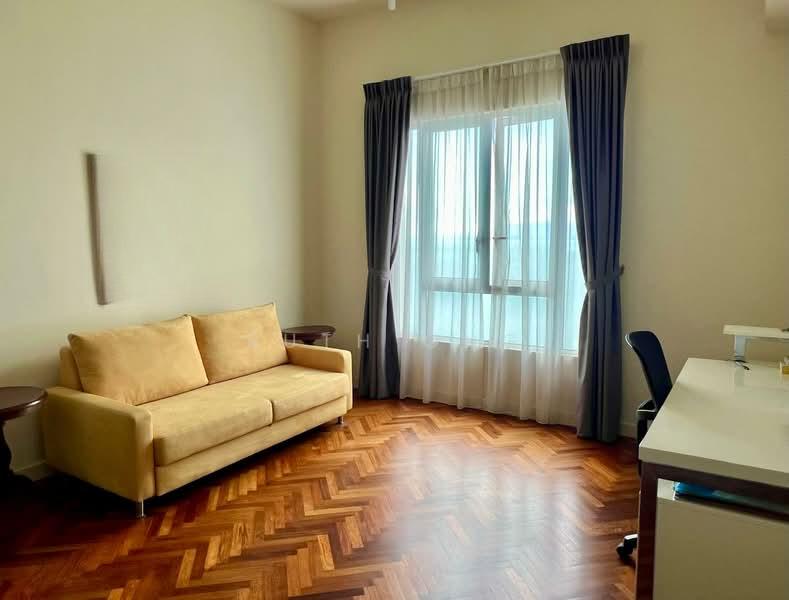 Quayside Seafront Resort Condominiums - 1