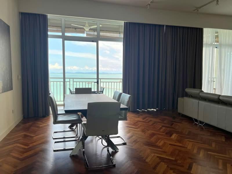 Quayside Seafront Resort Condominiums - 3