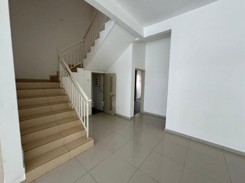 Taman Kempas Utama - 1