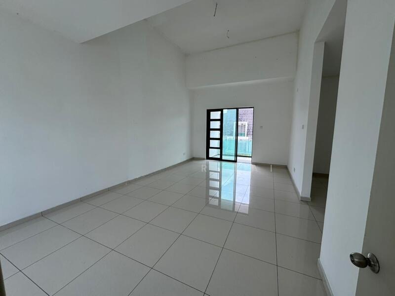 Taman Kempas Utama - 5