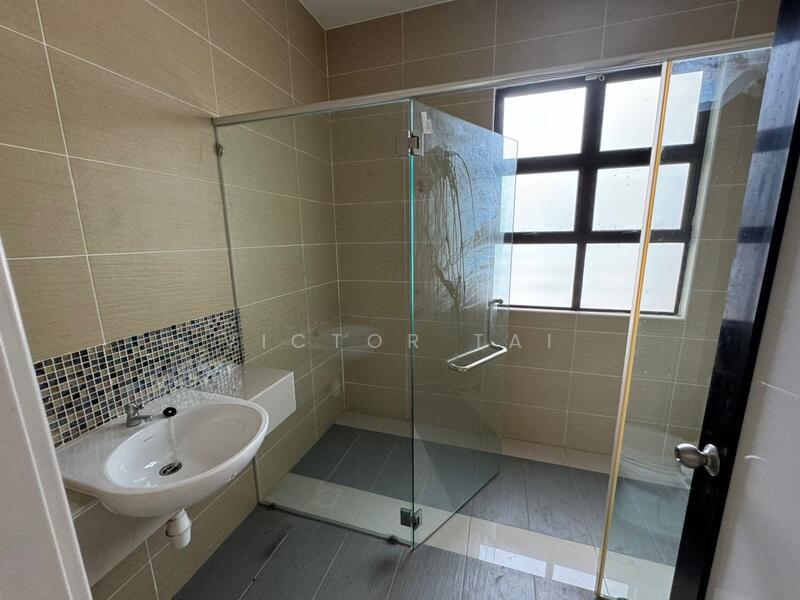 Taman Kempas Utama - 2