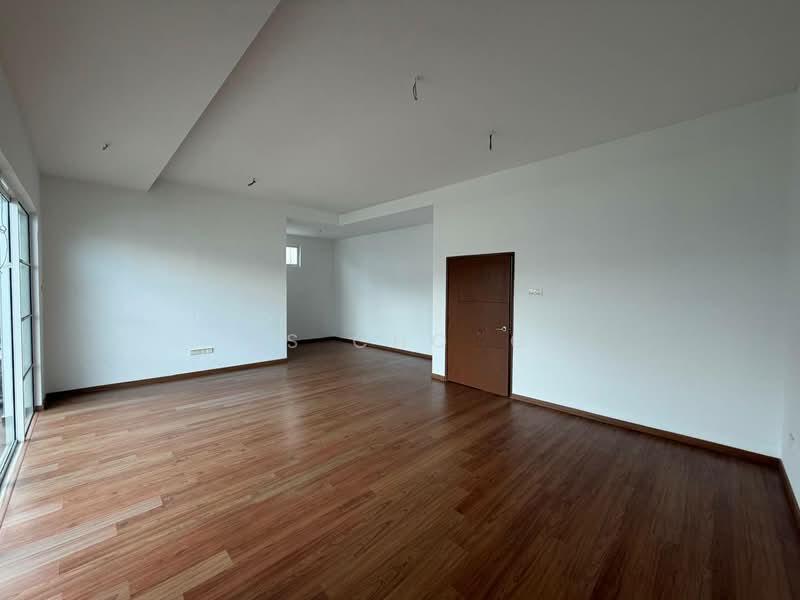 Kiara 2 @ Austin Heights 2 - 4