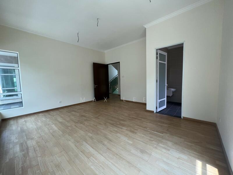 Bandar Tun Hussein Onn - 5