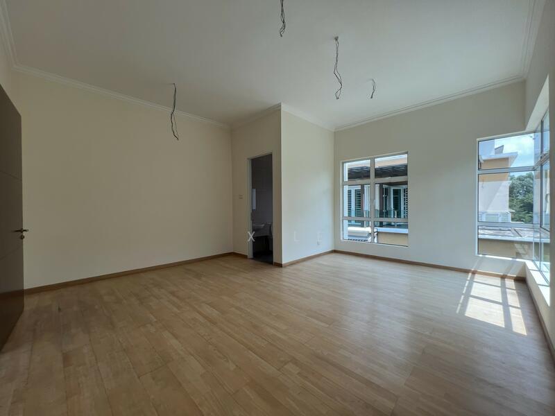 Bandar Tun Hussein Onn - 4