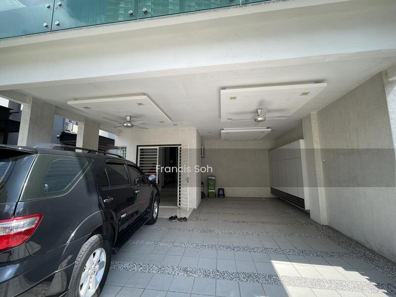 Limited Freehold Semi-Detached House at Happy Garden - 2