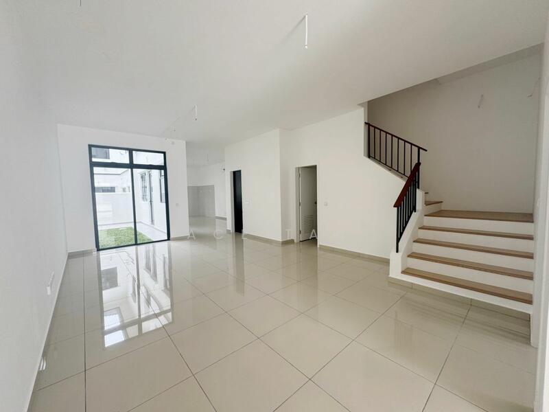 Eco Botanic 3 @ The Commune - 2