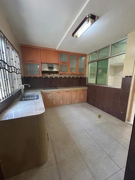 Taman Daya Jalan Pinang, 81100 Johor Bahru - 1