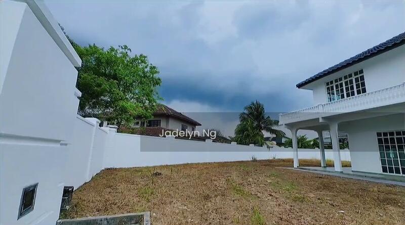 Kulai Bandar Putra Gate A - 2