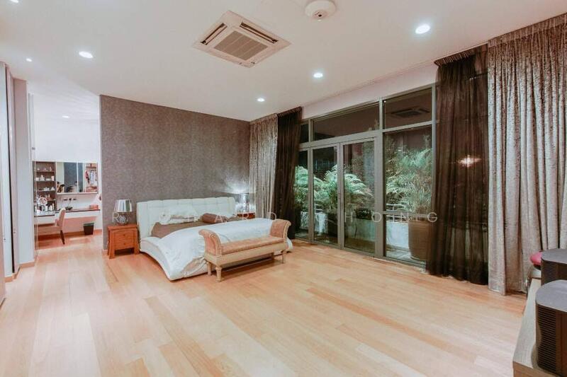 Bungalow Seksyen 17 Petaling Jaya - 2