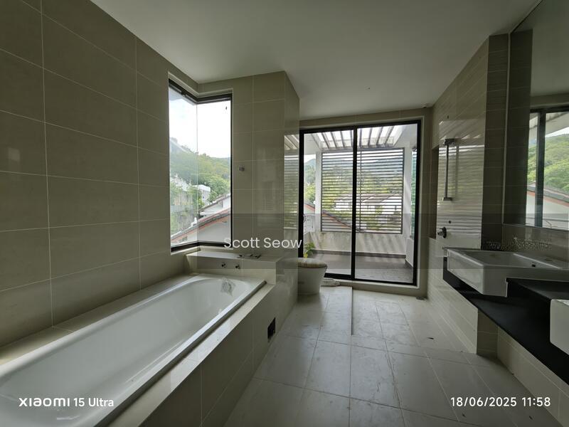 Batu Ferringhi Semi-D - 5