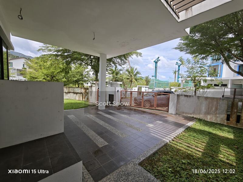 Batu Ferringhi Semi-D - 1