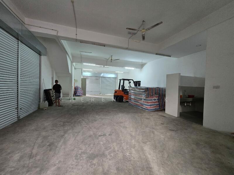 Semi D Factory @ 9th Mile - 4