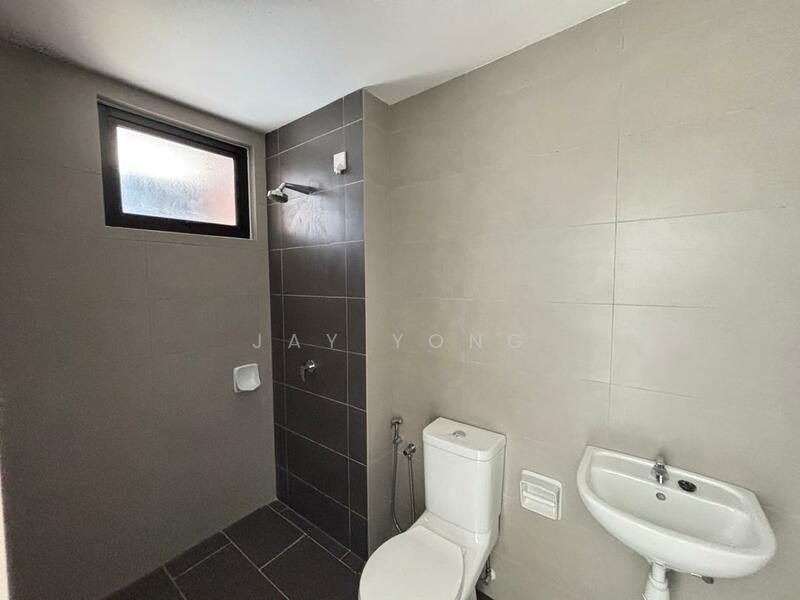 Stanford Suites @ EduSentral - 3