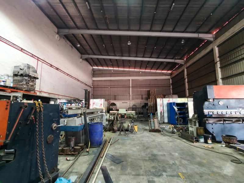 Desa Plentong Industrial Park - 3
