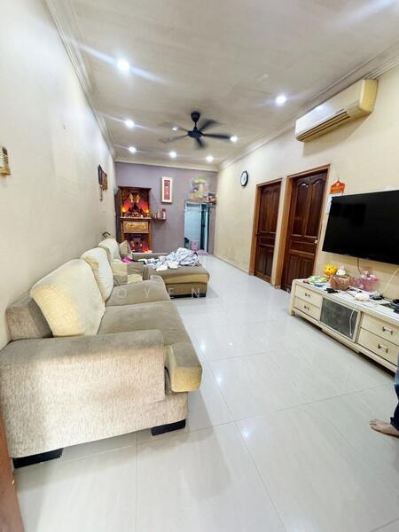 Taman Johor Jaya - 1