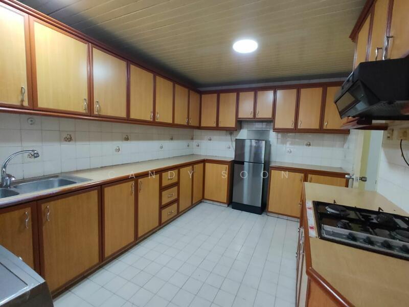 Fahrenheit 88 (KL Plaza Suites) - 2