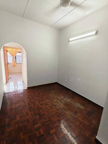 Sungai Ara Terrace - 5