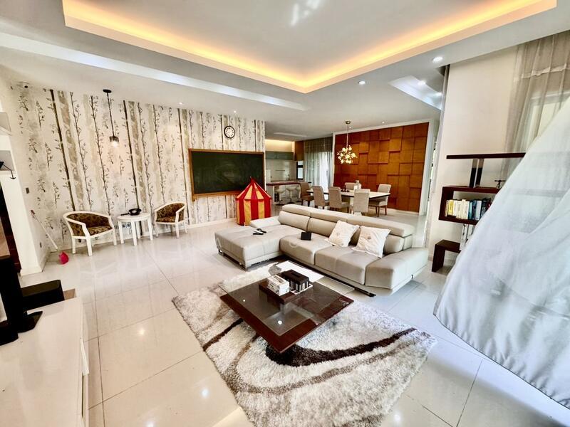 East Ledang Easts Ledangs - 2