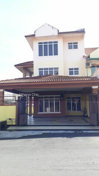 TAMAN MANTIN PUTRA - 1