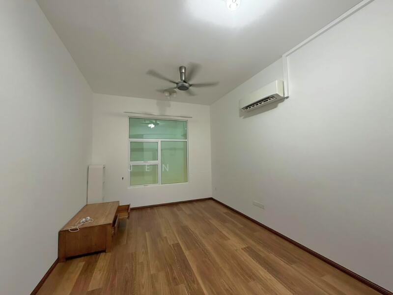 Kiara 2 @ Austin Heights 2 - 5