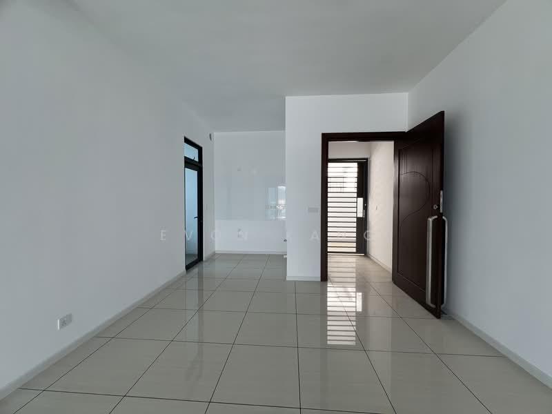 Queens Residences Q1 @ Queens Waterfront - 2