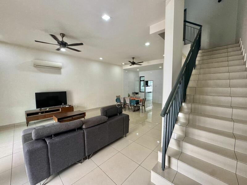 Canal Garden North - 1