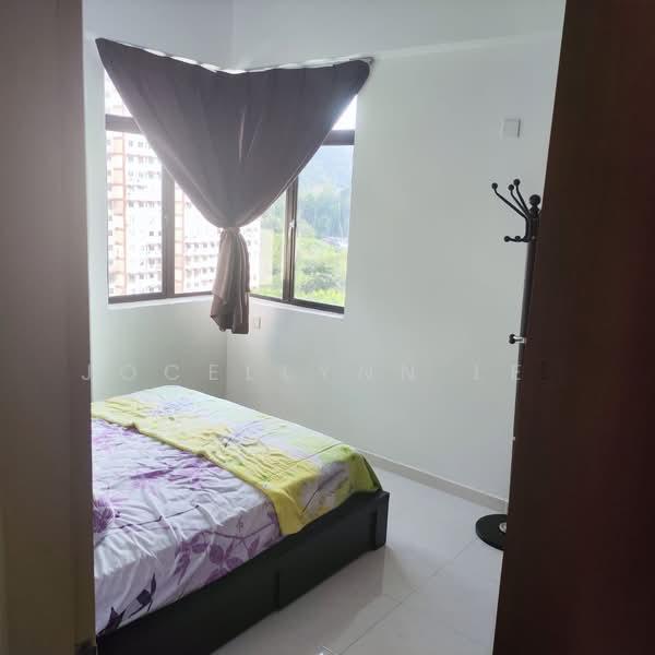 Eden Seaview Condominium - 3