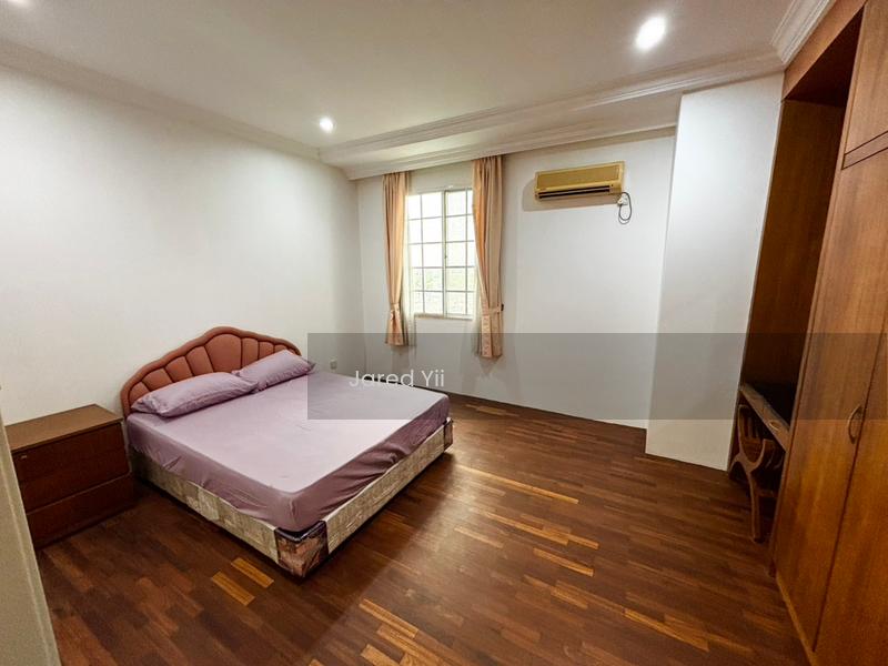 De Summit Condominium - 4
