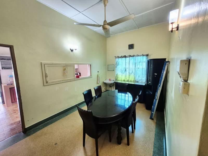 Spacious Bungalow Single Storey, Jalan Gasing, Petaling Jaya - 2