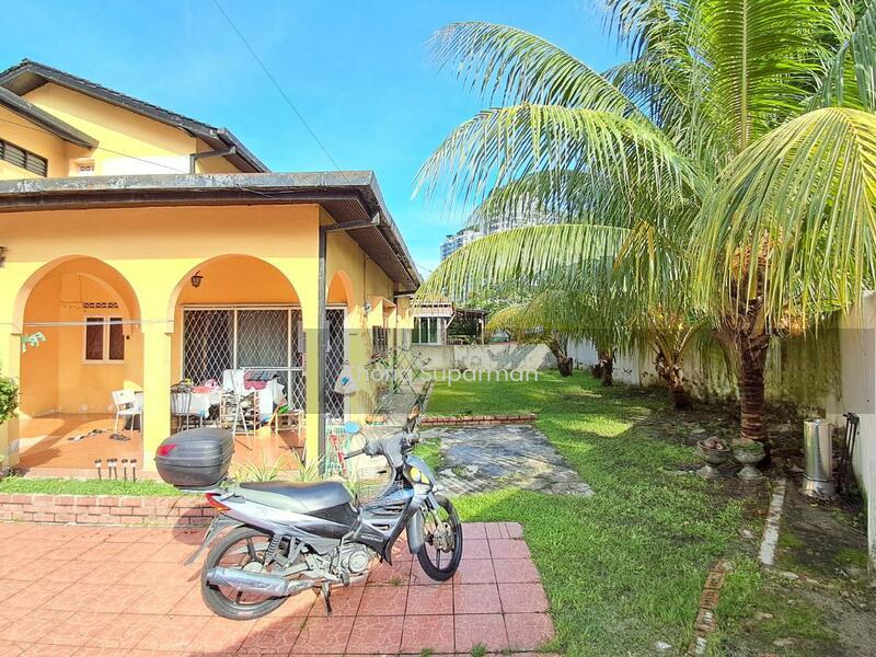 CORNER LOT 2-Storey Bungalow, Kampung Datuk Keramat, Kuala Lumpur - 4