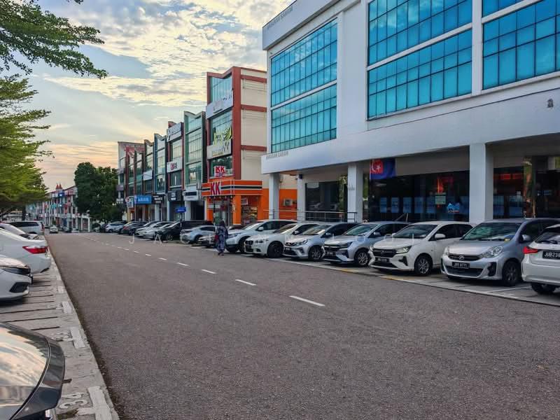 Taman Molek - 3