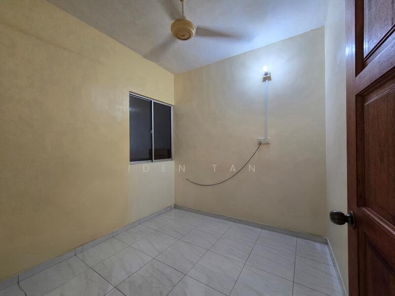 Taman Universiti Tamans Universitis - 4