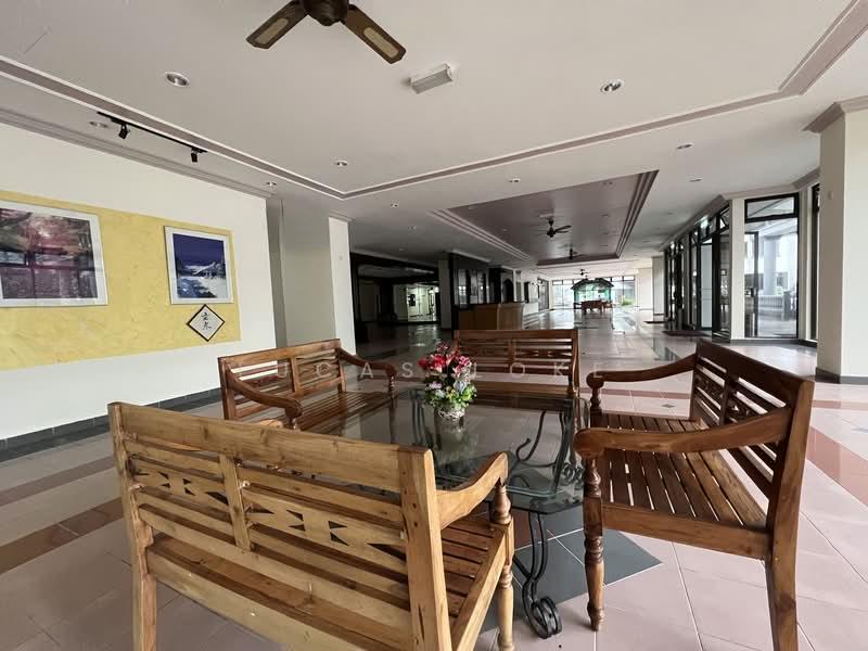 Mawar Apartment - 4