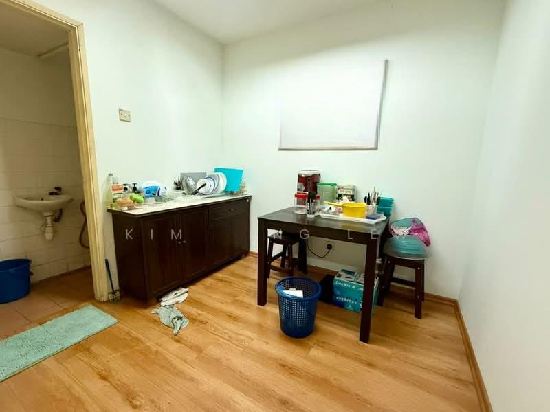 Medan Putra Business Centre - 4