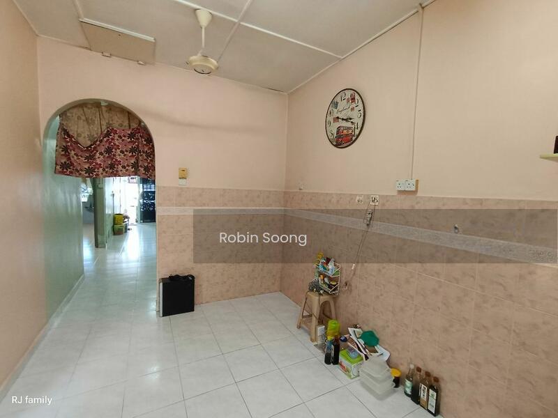 1 Storey FREEHOLD Terrace house at Ayer Keroh - 1