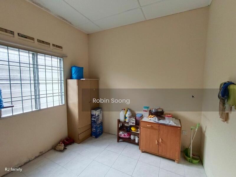 1 Storey FREEHOLD Terrace house at Ayer Keroh - 3