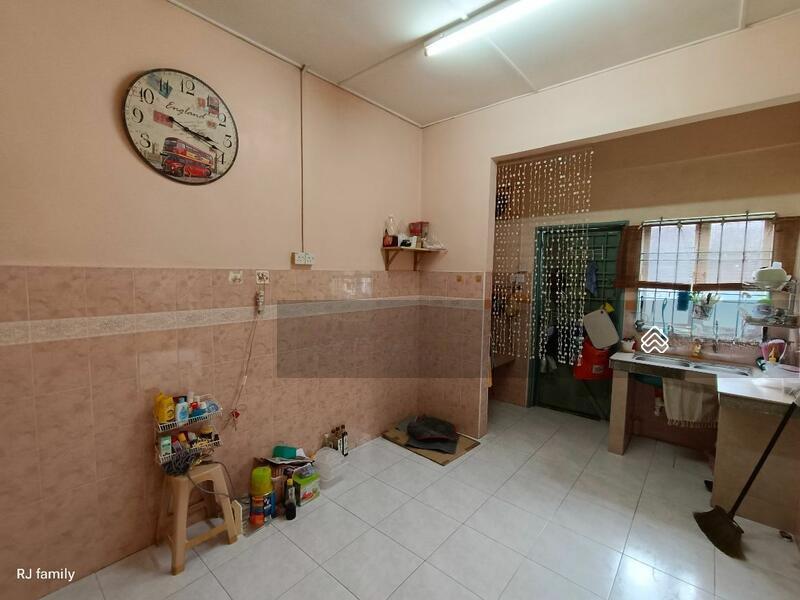 1 Storey FREEHOLD Terrace house at Ayer Keroh - 4