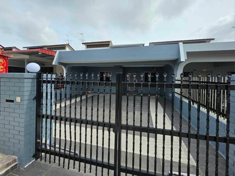 Taman Johor Jaya - 2