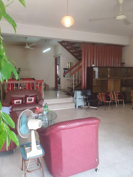 2 Storey Terrace @Taman Connaught - 4