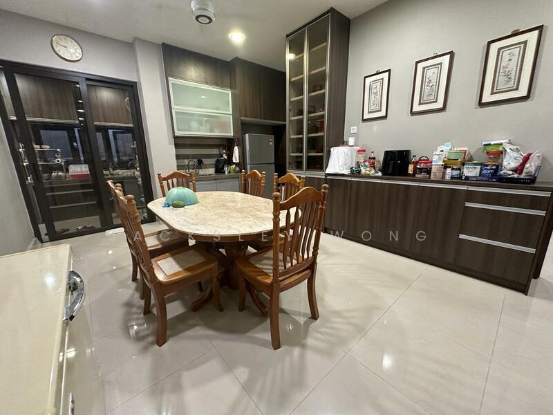 Bukit Sungai Long 1 - 5